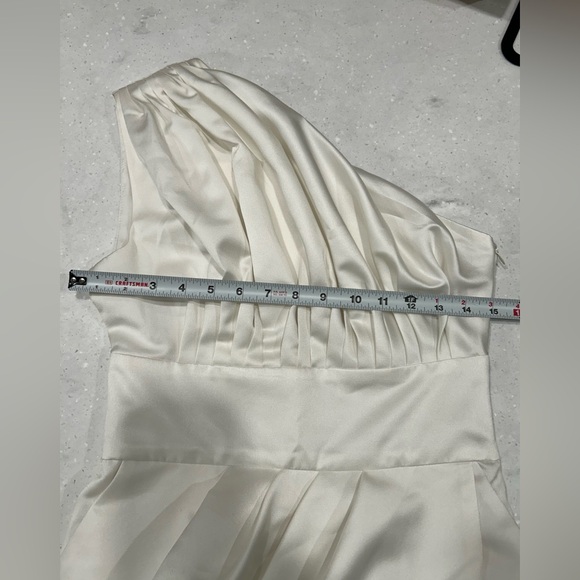 Modus Fashion White one shoulder Puffy Women’s Dress Size Small‎ - Picture 7 of 9